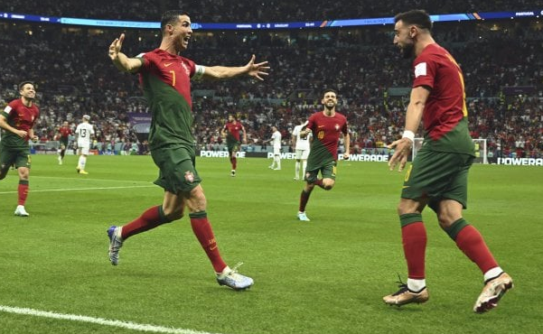 《英超买球站：广泛解析英超投注攻略与热门赛事研究》